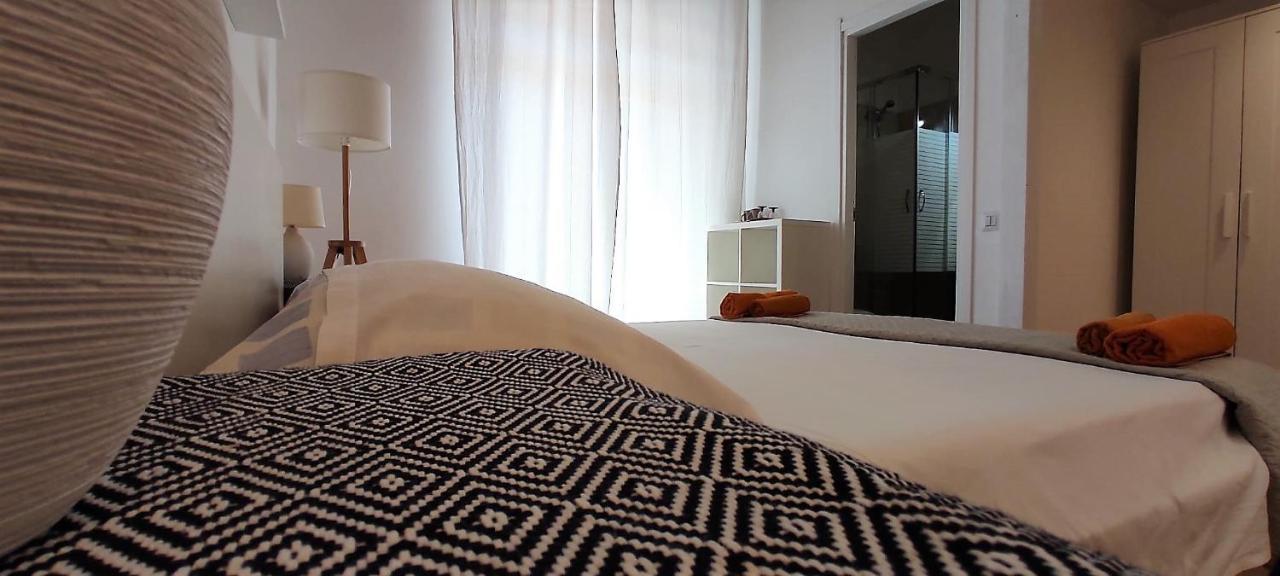 Il Girasole Bb Cagliari Bed & Breakfast ภายนอก รูปภาพ